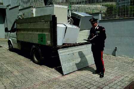 A Vitulano i Carabinieri hanno deferito due persone per smaltimento illecito di rifiuti pericolosi