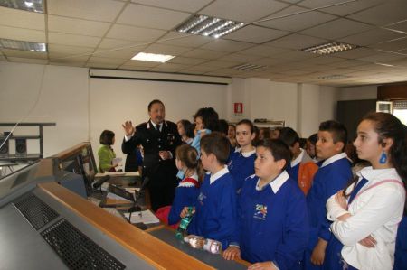 Gli alunni dell’Istituto Comprensivo di Fragneto Monforte visitano il Comando Provinciale dei Carabinieri a Benevento