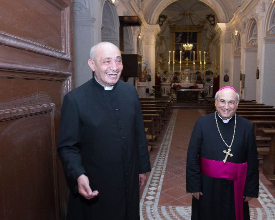 Mons. Giovanni D’Alise, Vescovo della Diocesi di Caserta è stato in visita alla Parrocchia Ognissanti a Casale di Limatola.