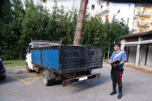 Benevento: trasportavano materiale ferroso con un furgone.Denunciati due pregiudicati
