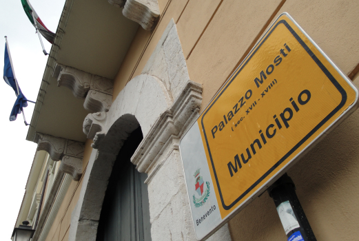 Palazzo Mosti: Avviso per la progettazione di servizi finalizzati all’accoglienza nella rete SPRAR