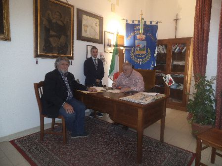 Claudio Ricci firma i suoi primi atti da presidente della Provincia