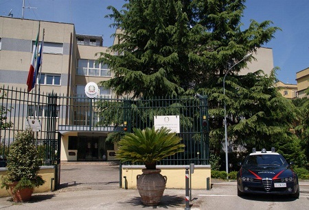 Benevento : i Carabinieri fanno controlli alle mense scolastiche e ai servizi e forniture