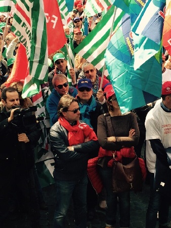 Manifestazione unitaria  Uil-Cisl Cgil ieri a Roma pro lavoratori province