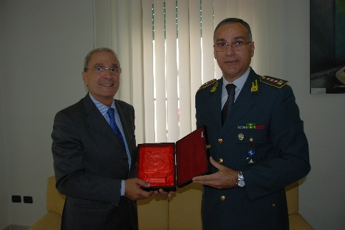 Gdf Benevento: il procuratore capo Giuseppe Maddalena in visita al Comando Provinciale.