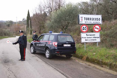 Torrecuso : Rinvenuti dai Carabinieri due veicoli rubati