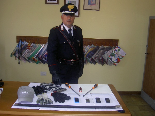 Carabinieri : Arrestata gang di serbi responsansibili di furti in abitazioni.