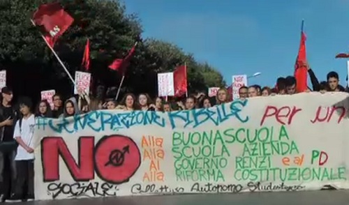 Manifestazione degli studenti contro la “Buona Scuola” ma sembra ci sia stato uno screzio tra i partecipanti.