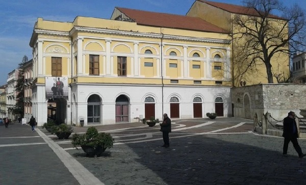 Teatro ‘Comunale’ da Palazzo Santa Lucia i fondi per la ‘Programmazione POC 2021’