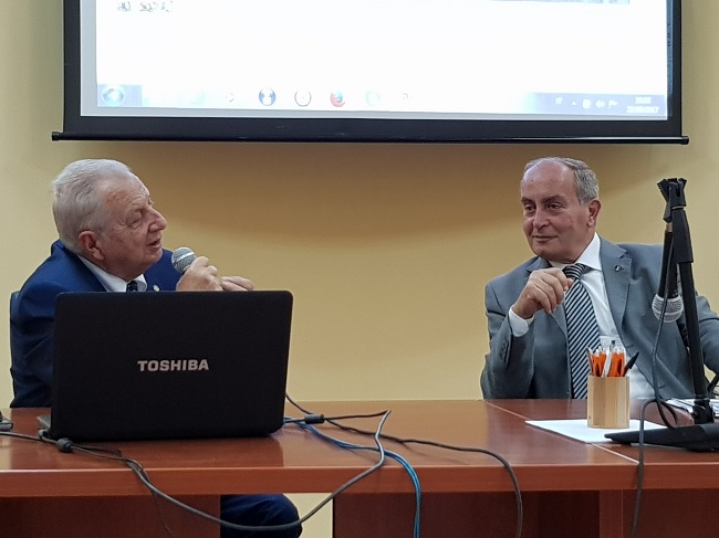 Michele Benvenuto ha presentato la conferenza “Borboni Si,Borboni No” tenuta dal dottore Antonio Ausania