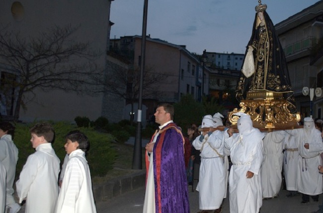 Venerdì Santo di San Lorenzo Maggiore il 30 Marzo.