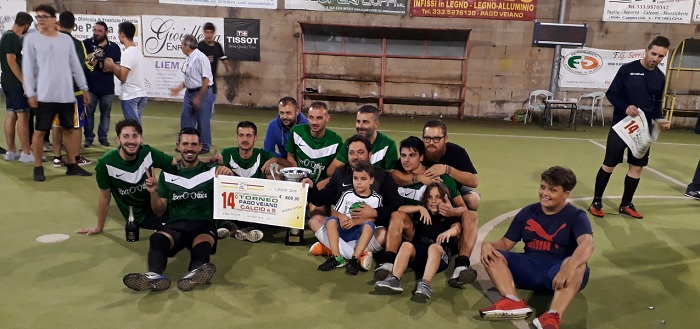 14° Torneo “Pago Veiano calcio a 5”: si aggiudica il Trofeo la squadra “Roccoottica”