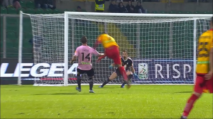 Un bel Benevento strappa un punto a Palermo. Palermo 0 Benevento 0