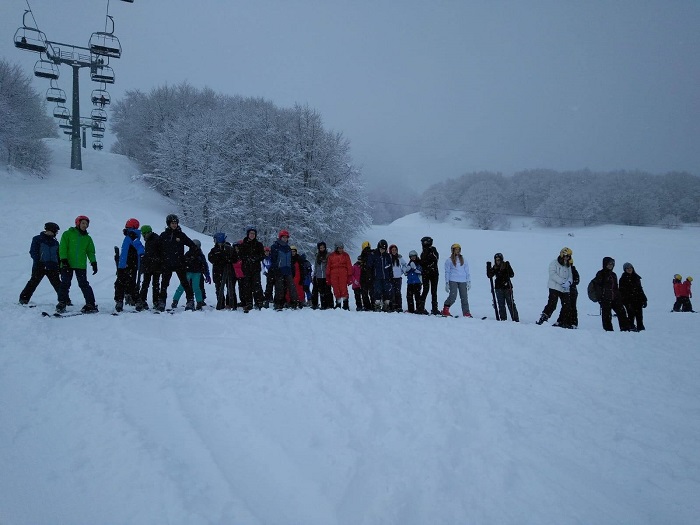 Il Liceo Agrario di Guardia Sanframondi a lezione di sci a Campitello Matese