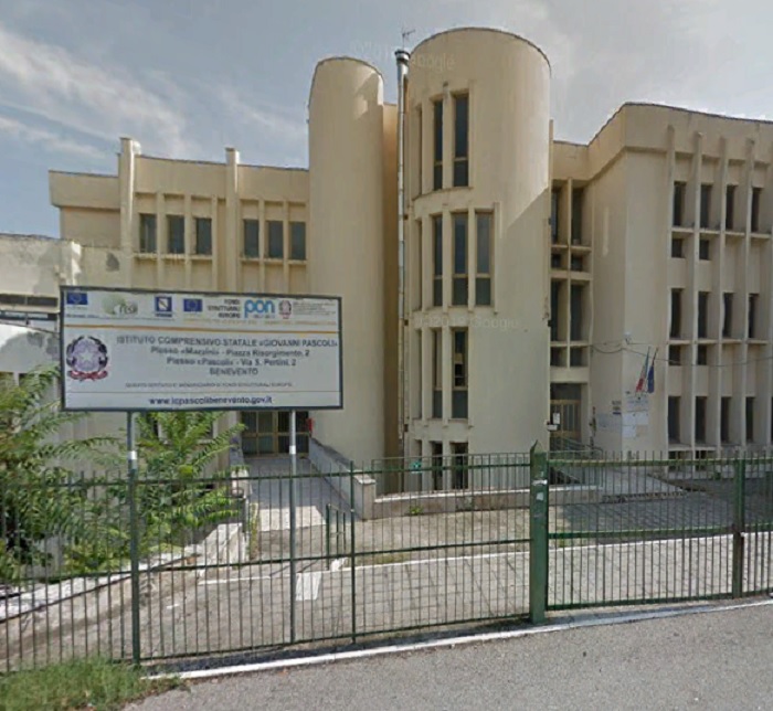 Venerdì 27 Gennaio aule aperte alla Scuola Secondaria dell’I.C. “G. Pascoli” di Benevento.