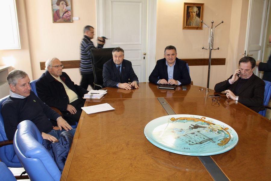 Destinazione dell’ex ETI di San Giorgio del Sannio, la Provincia chiede un tavolo alla Regione Campania