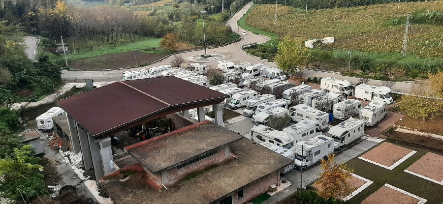 Castelvenere: il “Novello” fa festa con più di cento equipaggi in camper da tutta Italia