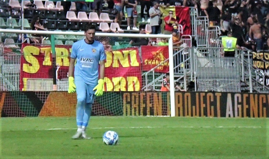 Il Benevento espugna il Penzo di Venezia vincendo per 2 reti a 0