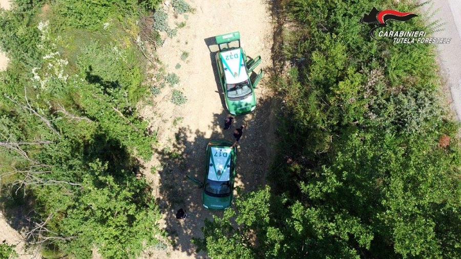 Il drone dei Carabinieri Forestali individua lavori edili in area protetta