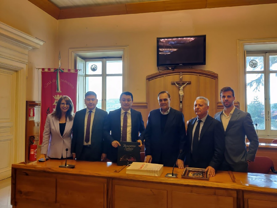 Si è conclusa la permanenza in Italia della delegazione degli imprenditori del Kyrgyzstan