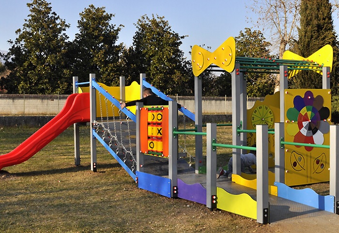 Domenica si inaugura nuovo parco giochi a Telese Terme