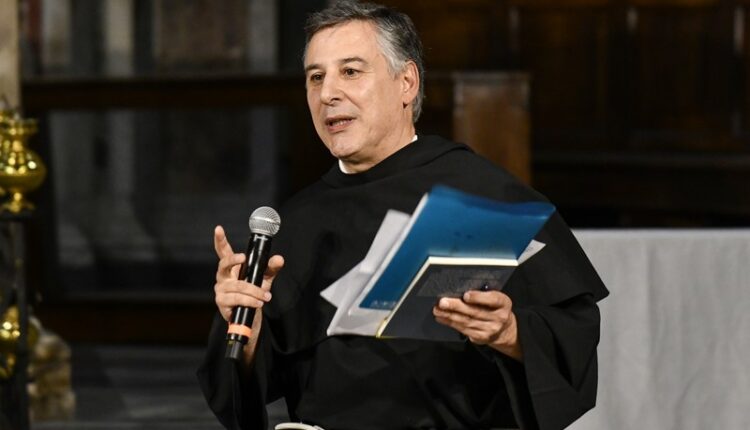 Padre Enzo Fortunato presenta il libro “Processo a Francesco”. Martedì presso il Rettorato dell’Università del Sannio